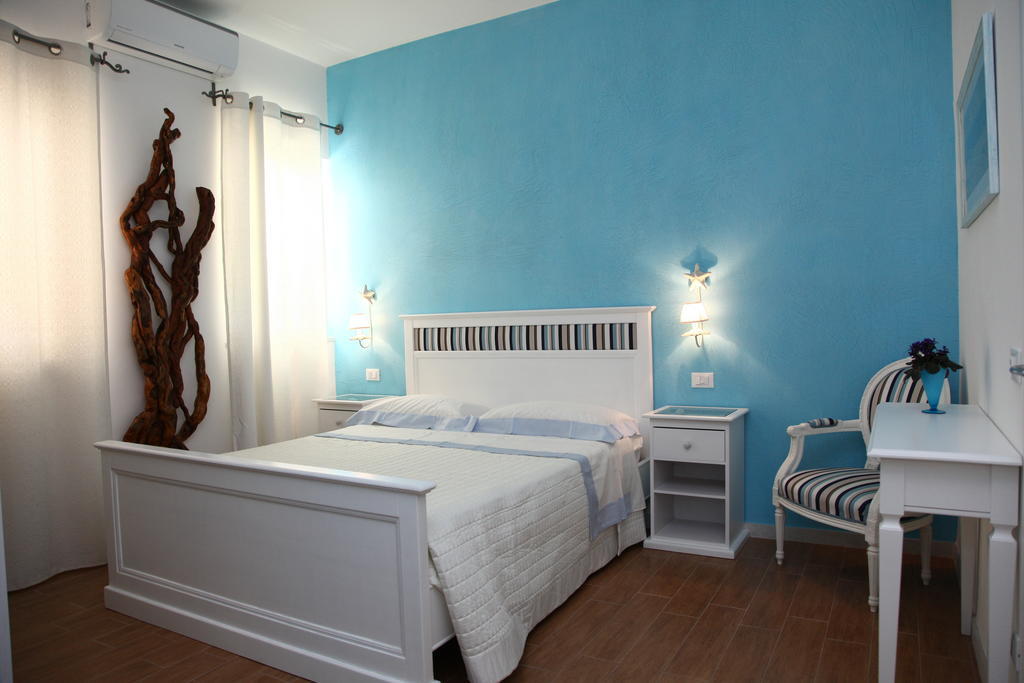 Bed & Breakfast Venezia مارينا دي كارّارا الغرفة الصورة