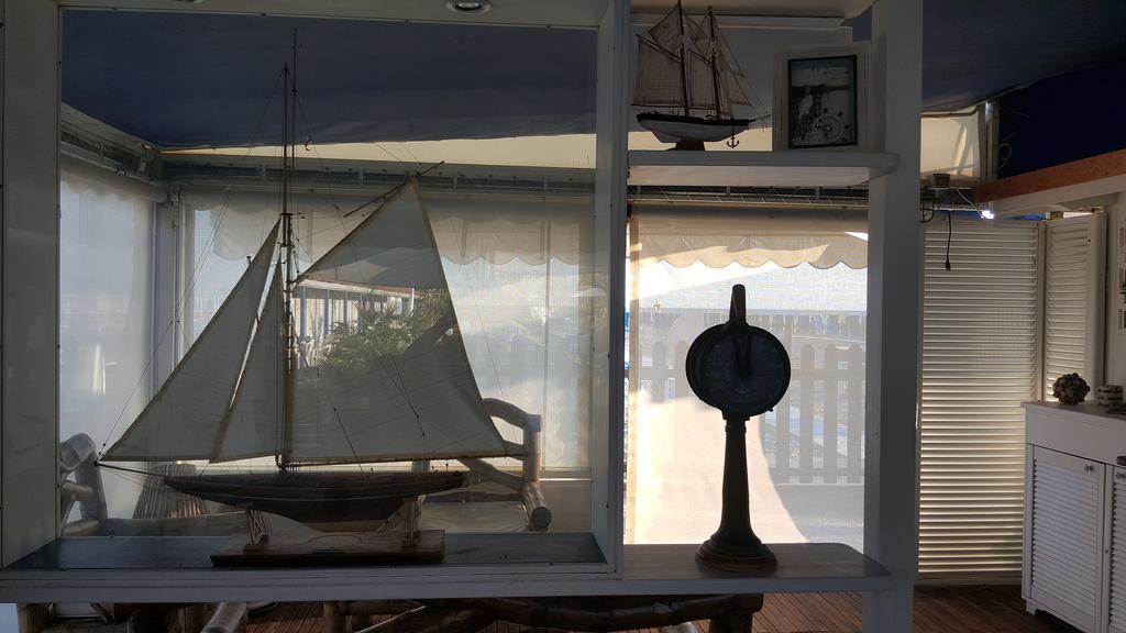 Bed & Breakfast Venezia مارينا دي كارّارا المظهر الخارجي الصورة